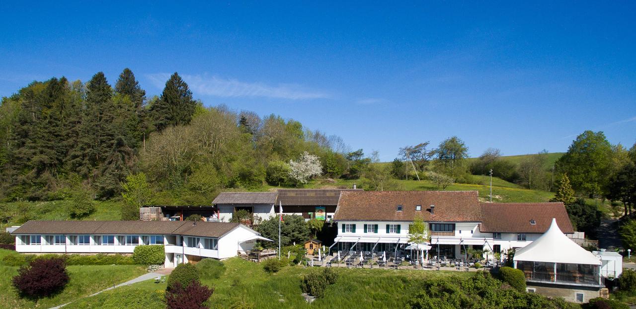 Le Mont-Vully - Hotel Restaurant Haut-Vully 外观 照片